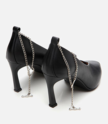 Kadın Deri Siyah Zincir Detaylı Stiletto