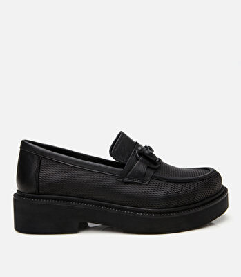 Kadın Deri Siyah Tokalı Klasik Loafer