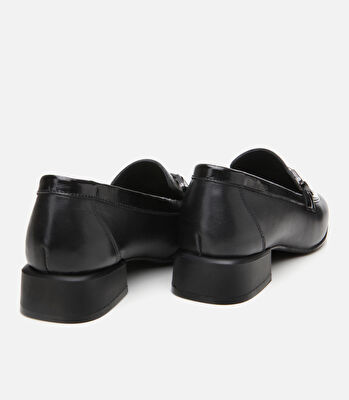 Kadın Deri Siyah Tokalı Loafer