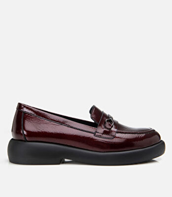 Kadın Rugan Deri Bordo Tokalı Şık Klasik Loafer