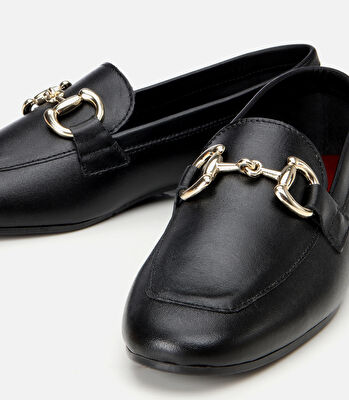 Kadın Deri Siyah Tokalı Klasik Loafer