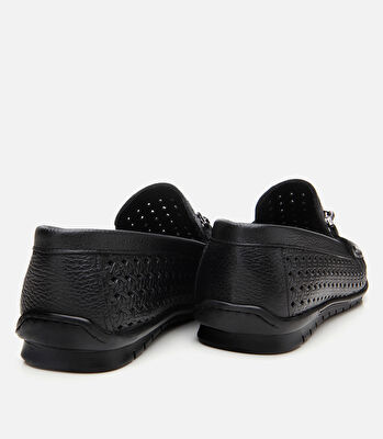 Erkek Deri Siyah Delikli Toka Detaylı Loafer