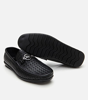 Erkek Deri Siyah Delikli Toka Detaylı Loafer