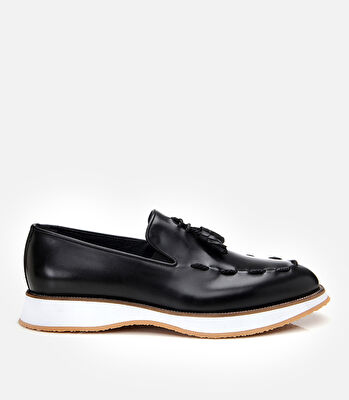 Erkek Deri Siyah Püskül Detaylı Klasik Loafer