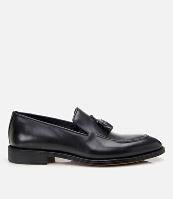 Erkek Deri Siyah Püskül Detaylı Klasik Loafer