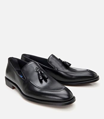 Erkek Deri Siyah Püskül Detaylı Klasik Loafer