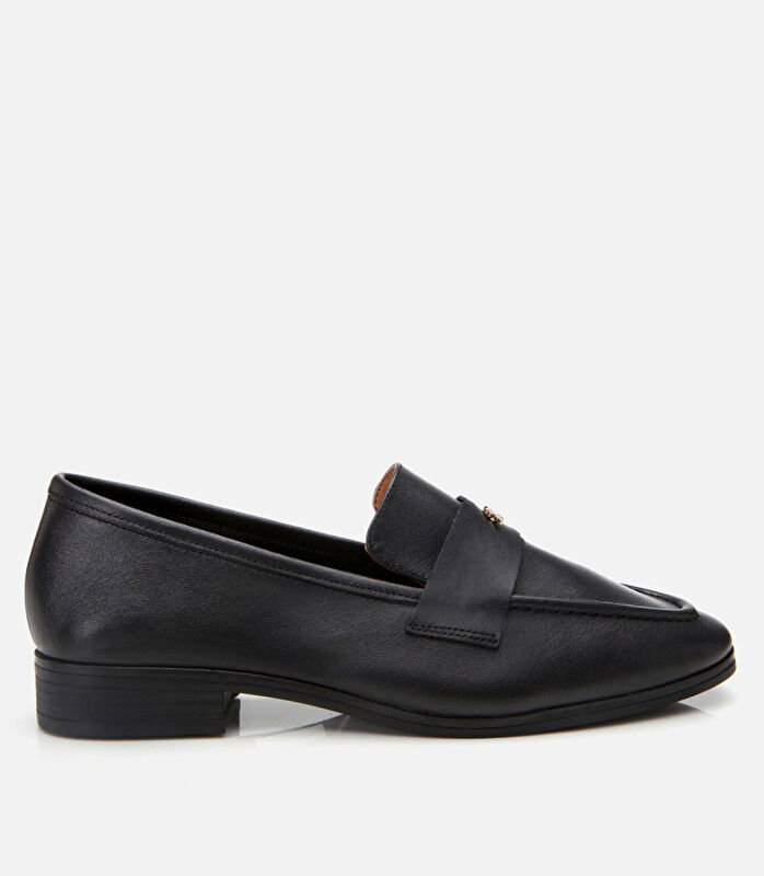 Kadın Deri Siyah Esnek Tabanlı Klasik Loafer