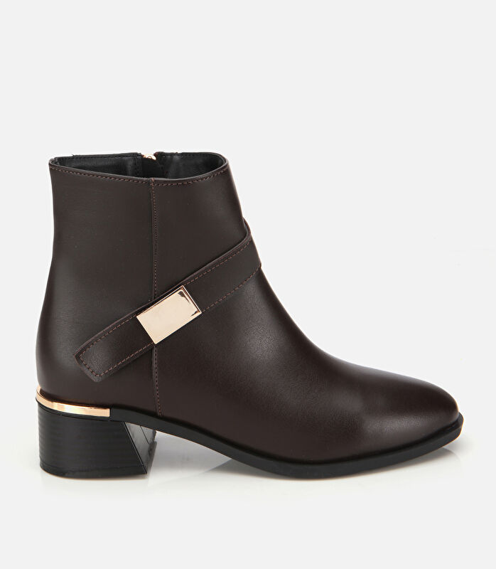 Kadın Kahverengi Metal Detaylı Bilekte Düz Bot
