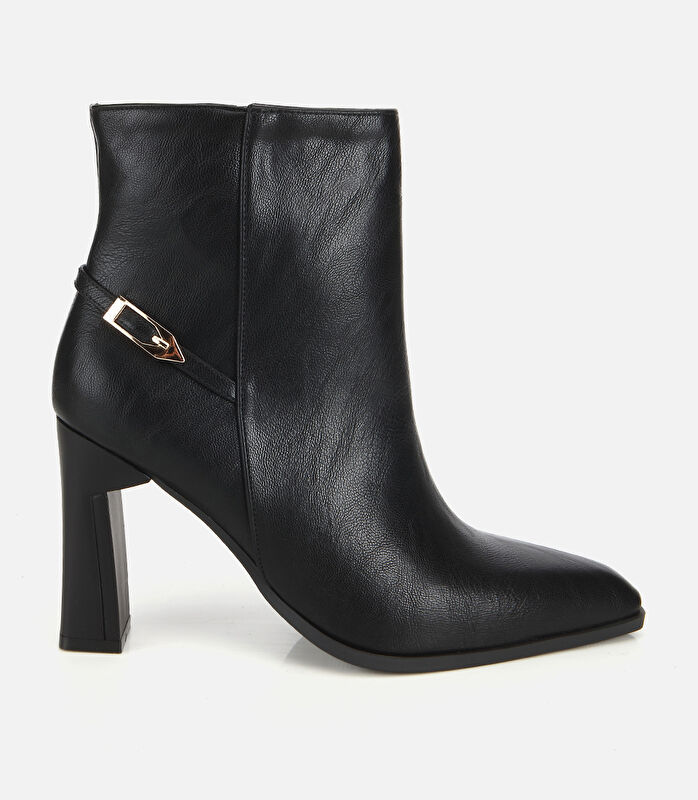 Kadın Siyah Tokalı Sivri Burunlu Yüksek Topuklu Bot