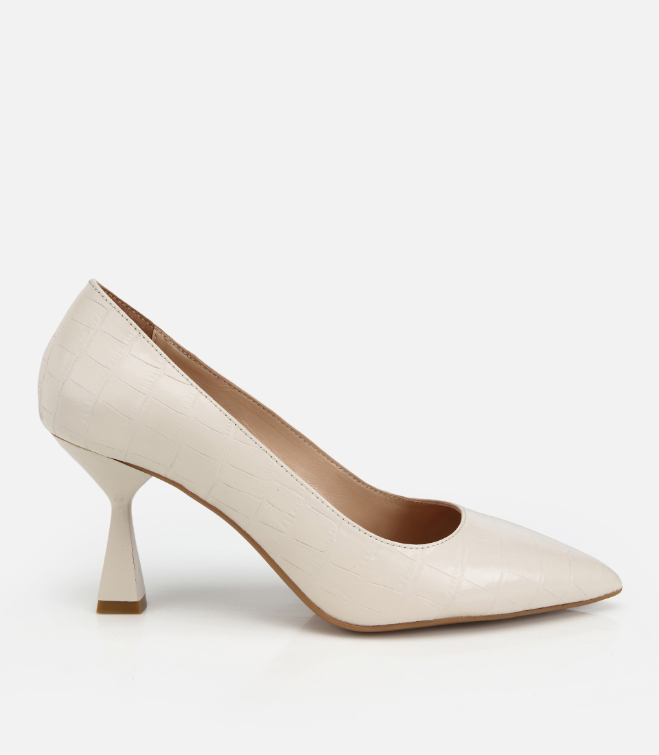 EKRU