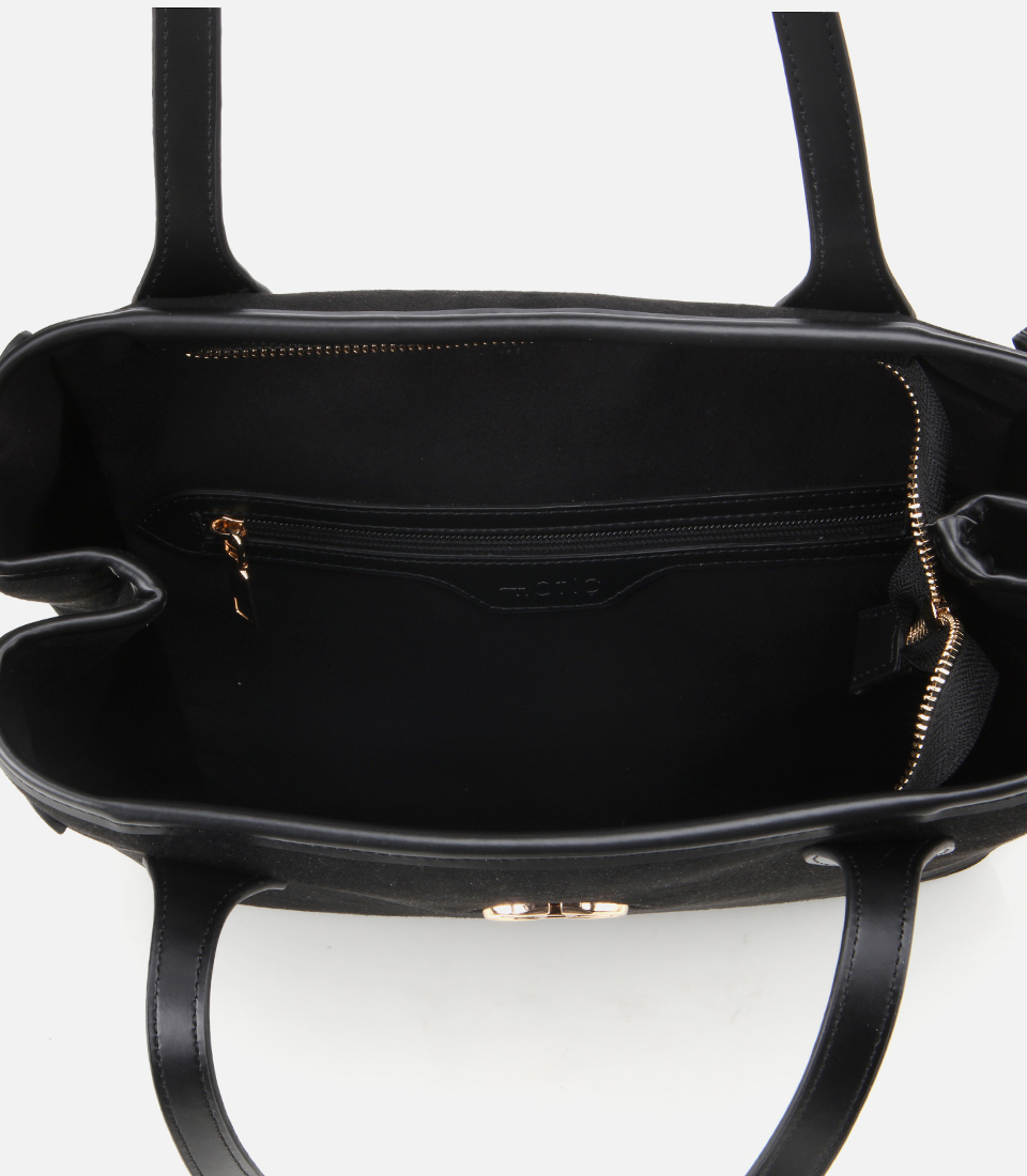 Kadın Süet Siyah Aksesuarlı Omuz Çantası 03CAH316420A100STANDART